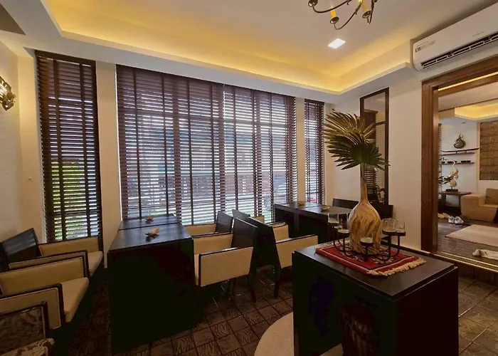 酒店 Casa Le Damuz At Mrt Bangphlat - Adult Only 3*