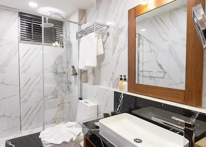Casa Le Damuz At Mrt Bangphlat - Adult Only 曼谷