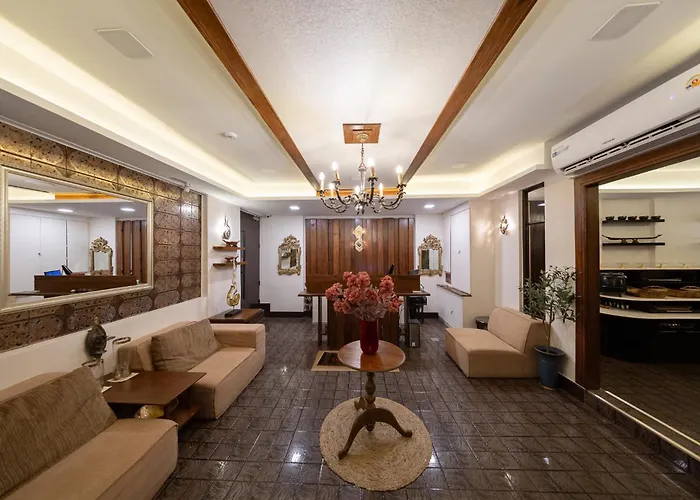 酒店 Casa Le Damuz At Mrt Bangphlat - Adult Only 曼谷
