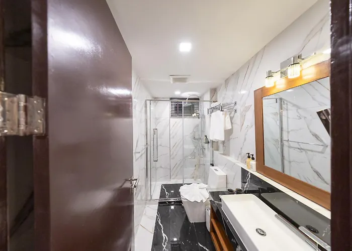 Casa Le Damuz At Mrt Bangphlat - Adult Only 3* 曼谷