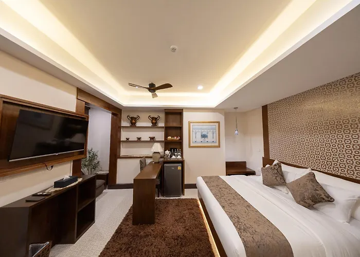 Casa Le Damuz At Mrt Bangphlat - Adult Only
