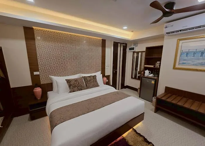 Casa Le Damuz At Mrt Bangphlat - Adult Only 3*