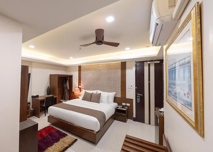 Casa Le Damuz At Mrt Bangphlat - Adult Only 酒店 3*