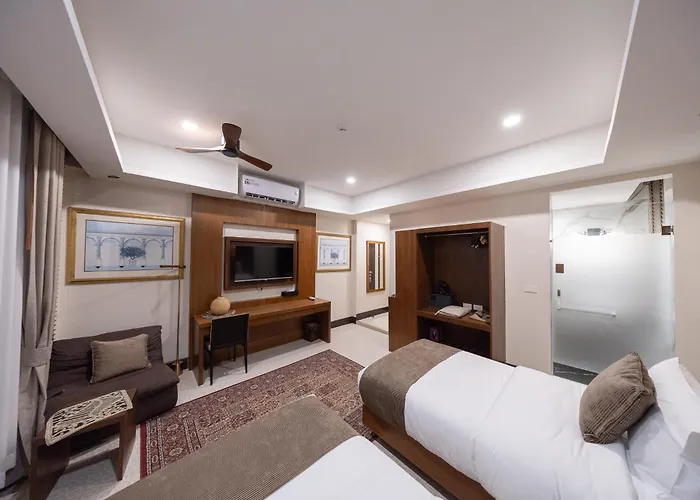 Casa Le Damuz At Mrt Bangphlat - Adult Only 3*