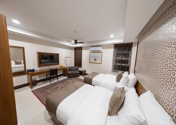 Casa Le Damuz At Mrt Bangphlat - Adult Only 酒店 曼谷