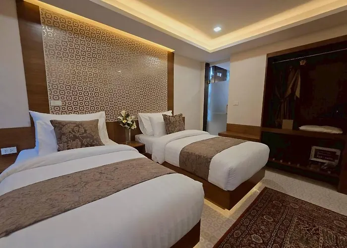 酒店 Casa Le Damuz At Mrt Bangphlat - Adult Only 3*